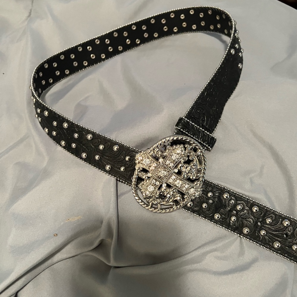 Black sparkle cross that